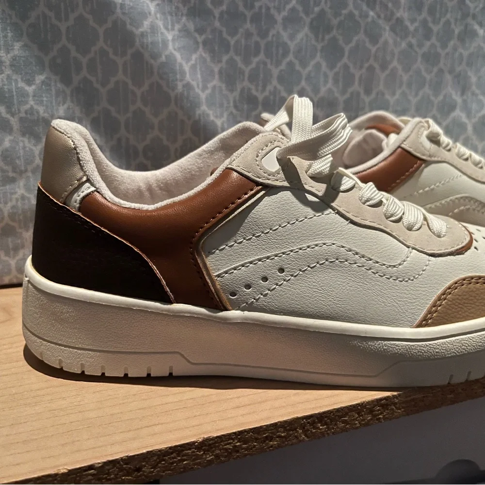 Stradivarius Brown Beige Sneakers 🤎 - Picture 8 of 11